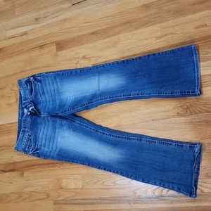 Maurices bootcut Stretch Jeans 9/10 reg